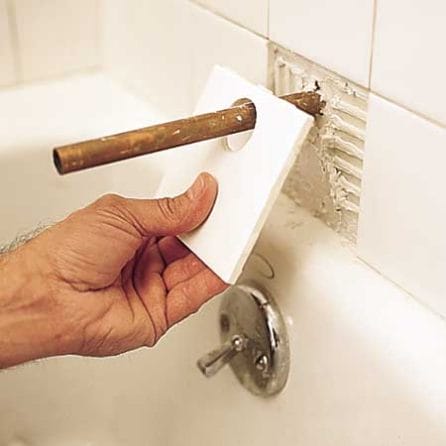 cutting hole in tile