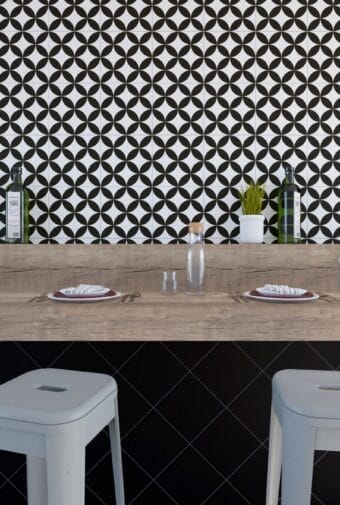 Madrid Black 22.5 x 22.5cm